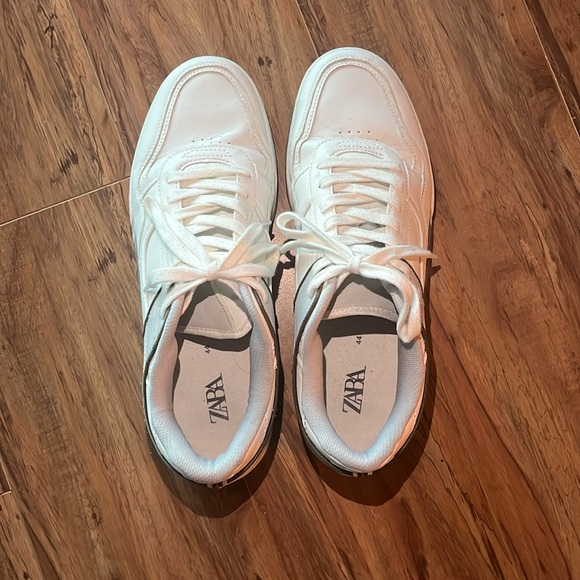 Zara Men’s Sneakers - Picture 5 of 6